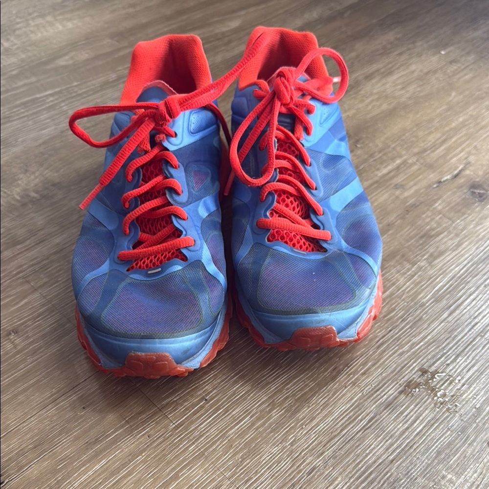 Nike Blue and Red Sneakers Sporty Lace-Up Design